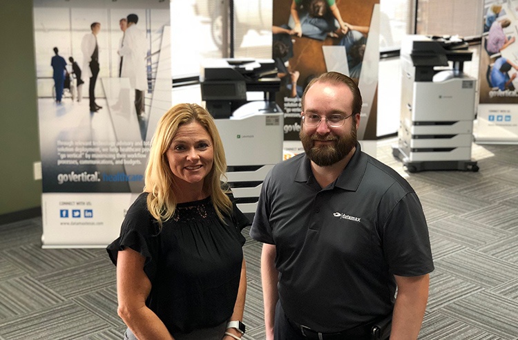 rr_jenny_matt.jpg rr_jenny_matt.jpg