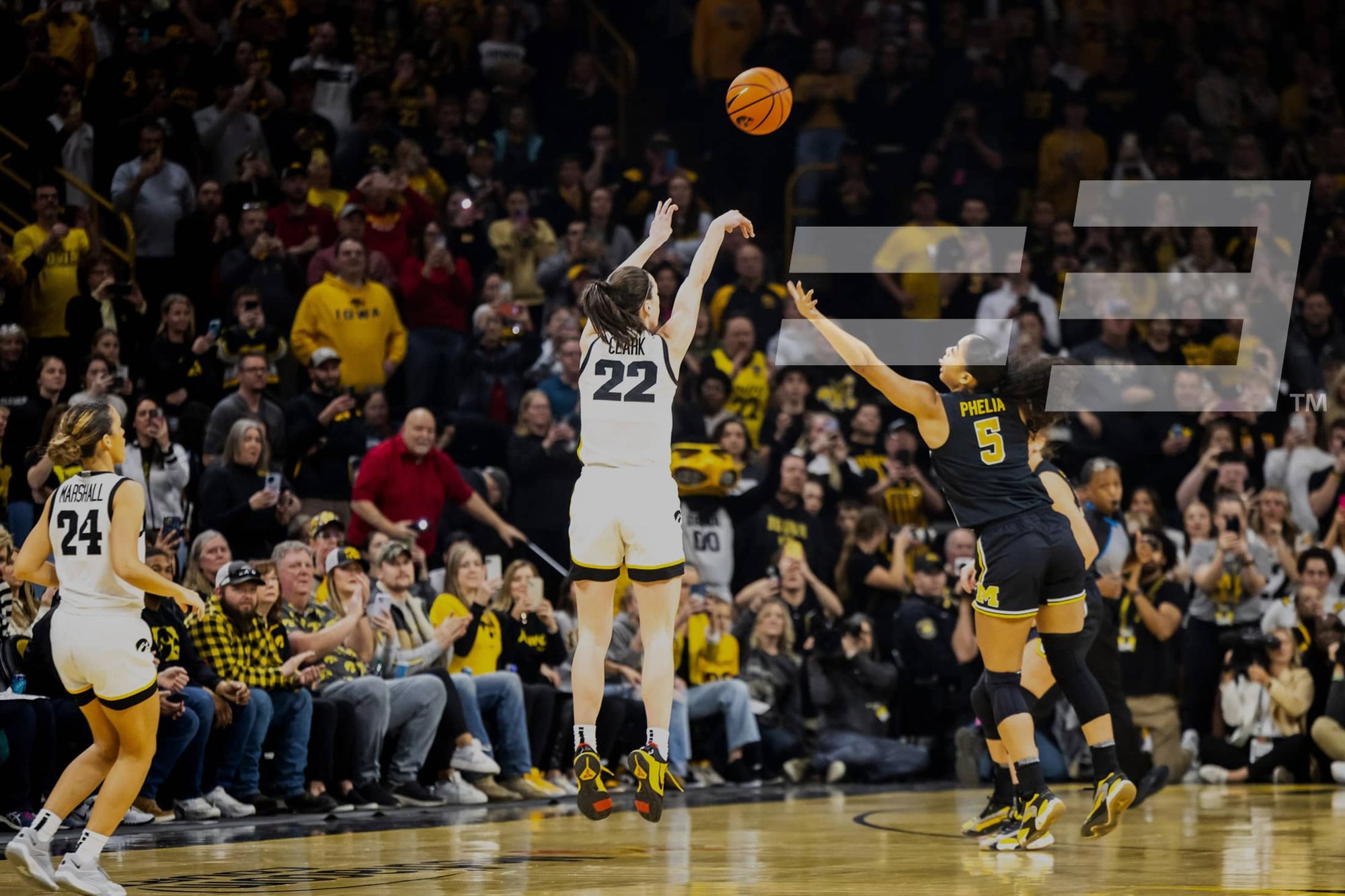 RR-Birthday-Hero-March-Madness-Zone-3