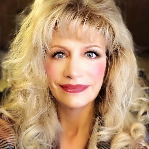 RR_charleneONealheadshot