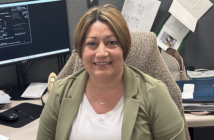 rr_DianeHendricksMain