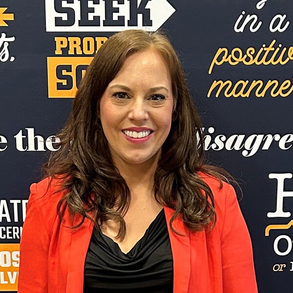 rr_MalloryWhittenheadshot