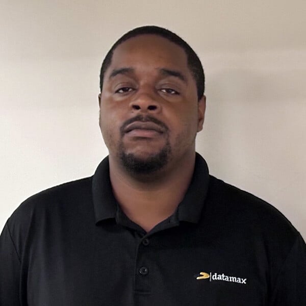 rr_RobertWinstonheadshot