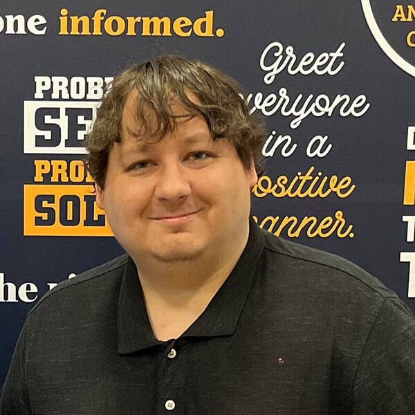 rr_ScottBanksheadshot