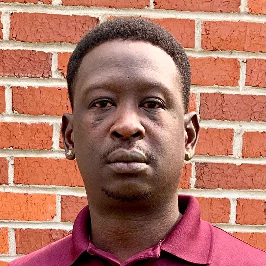 rr_Terrellwallsheadshot