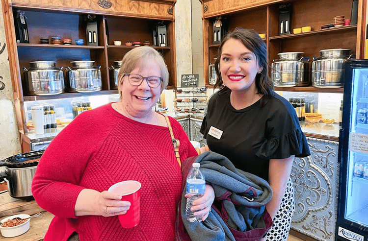 rr_TisaSudduthLindaleChamber